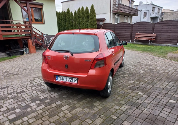 Toyota Yaris cena 16900 przebieg: 210442, rok produkcji 2006 z Witkowo małe 172